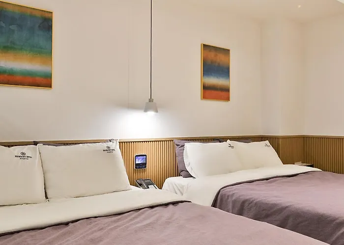 Brown Dot Jeonggwan Hotel